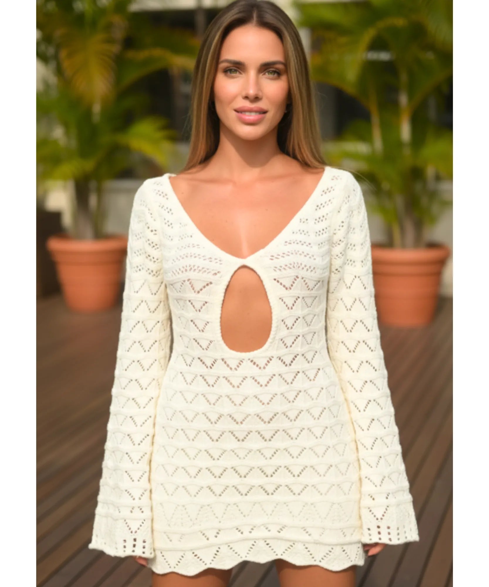 Comprar saída de praia crochê listrada manga longa recorte busto feminina verão em promoção ANELLIMN