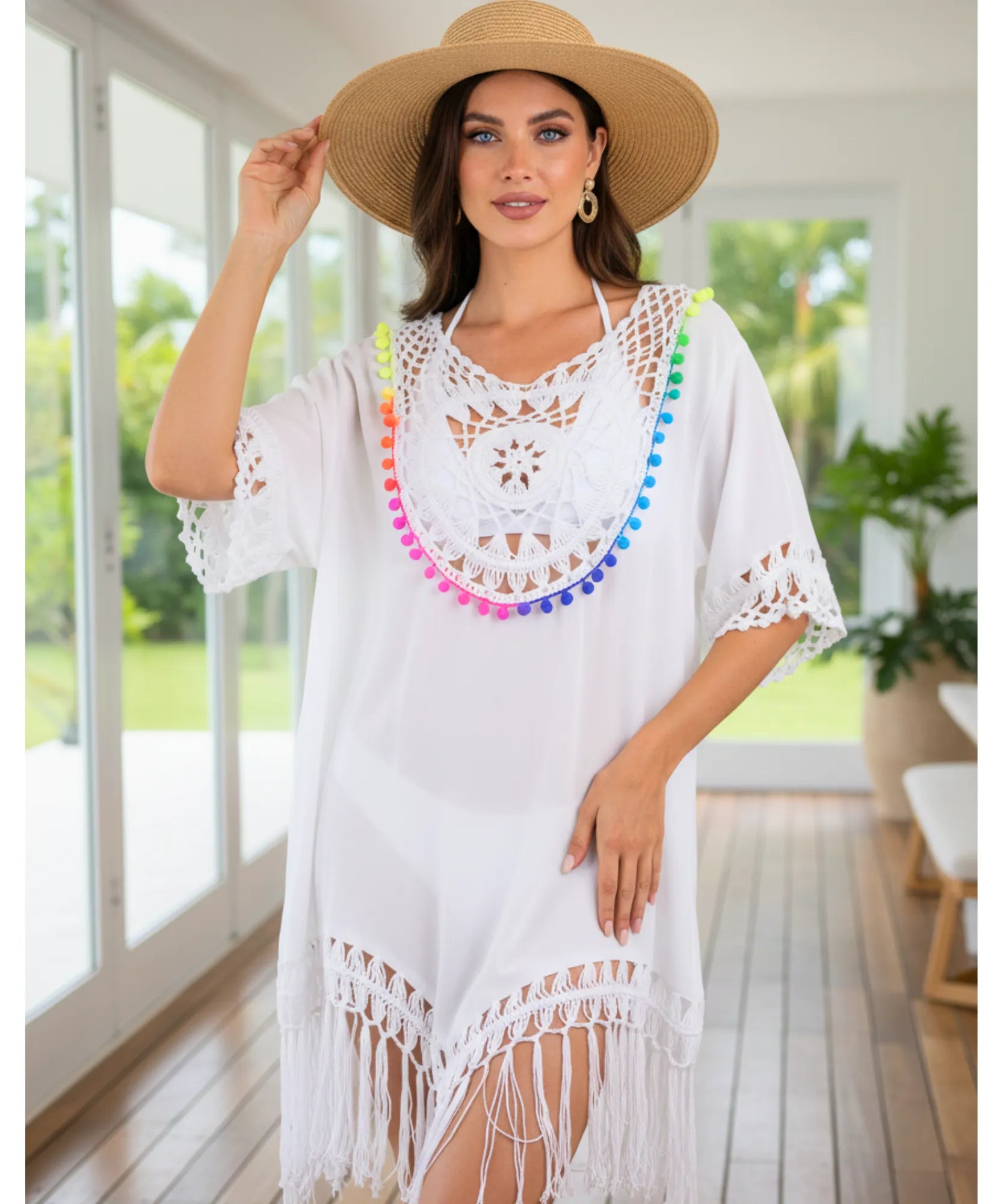 Comprar saída de praia curta kaftan viscose crochê pompons manga ampla feminina em promoção ANELLIMN
