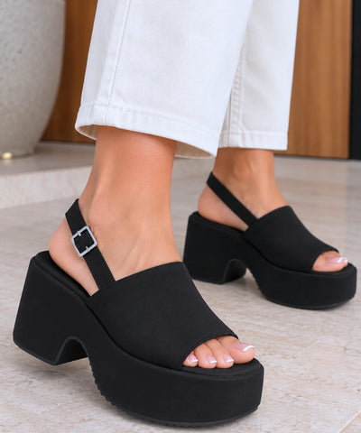 Comprar sandália plataforma salto grosso preta slingback em promoção Anellimn