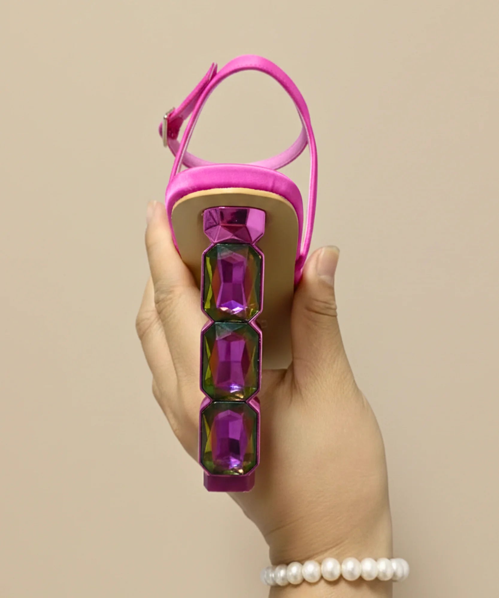 Comprar sandalia salto grosso transparente feminina com pedraria colorida tira tornozelo ajustavel para festa casamento formatura barato ou em promoção