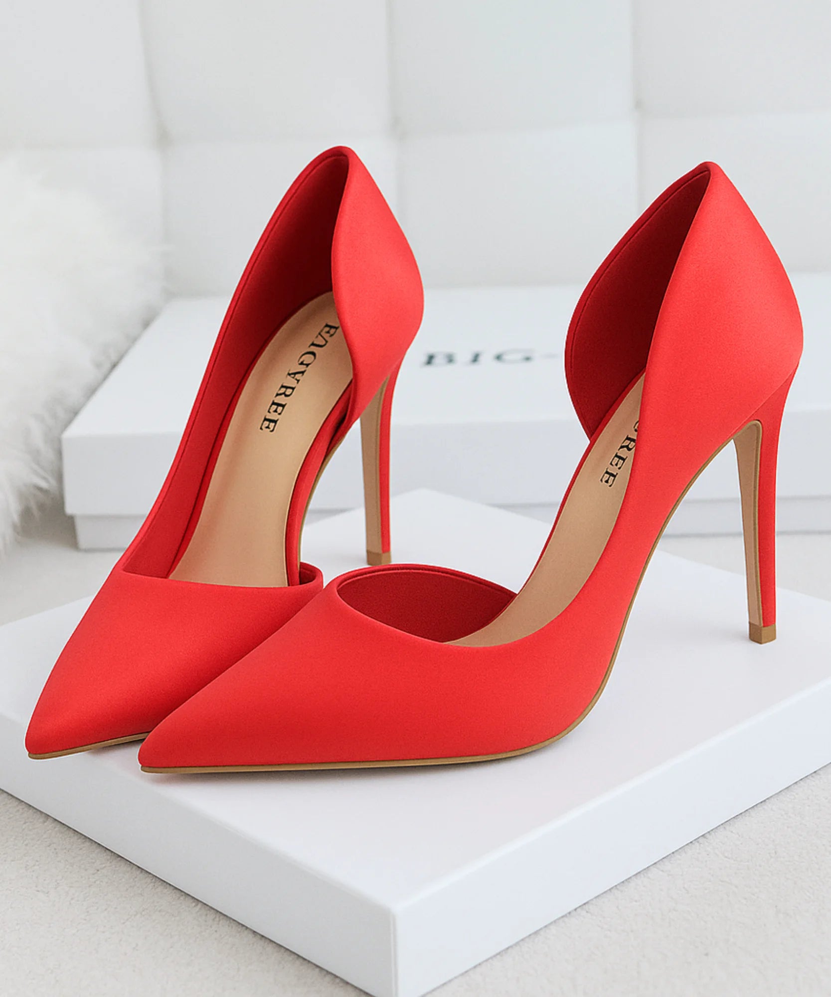 Comprar scarpin feminino couro premium salto alto confortável elegante casamentos festas executivo barato promoção