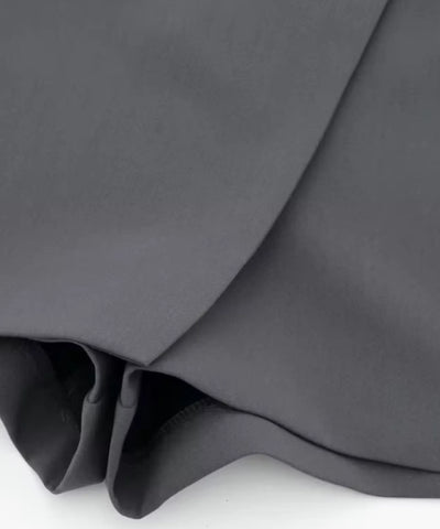 Comprar shorts saia alfaiataria com short embutido cinza barato Anellimn