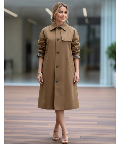Comprar sobretudo feminino longo impermeável com forro xadrez e corte reto elegante para looks urbanos e dias de chuva com sofisticação barato ZARA