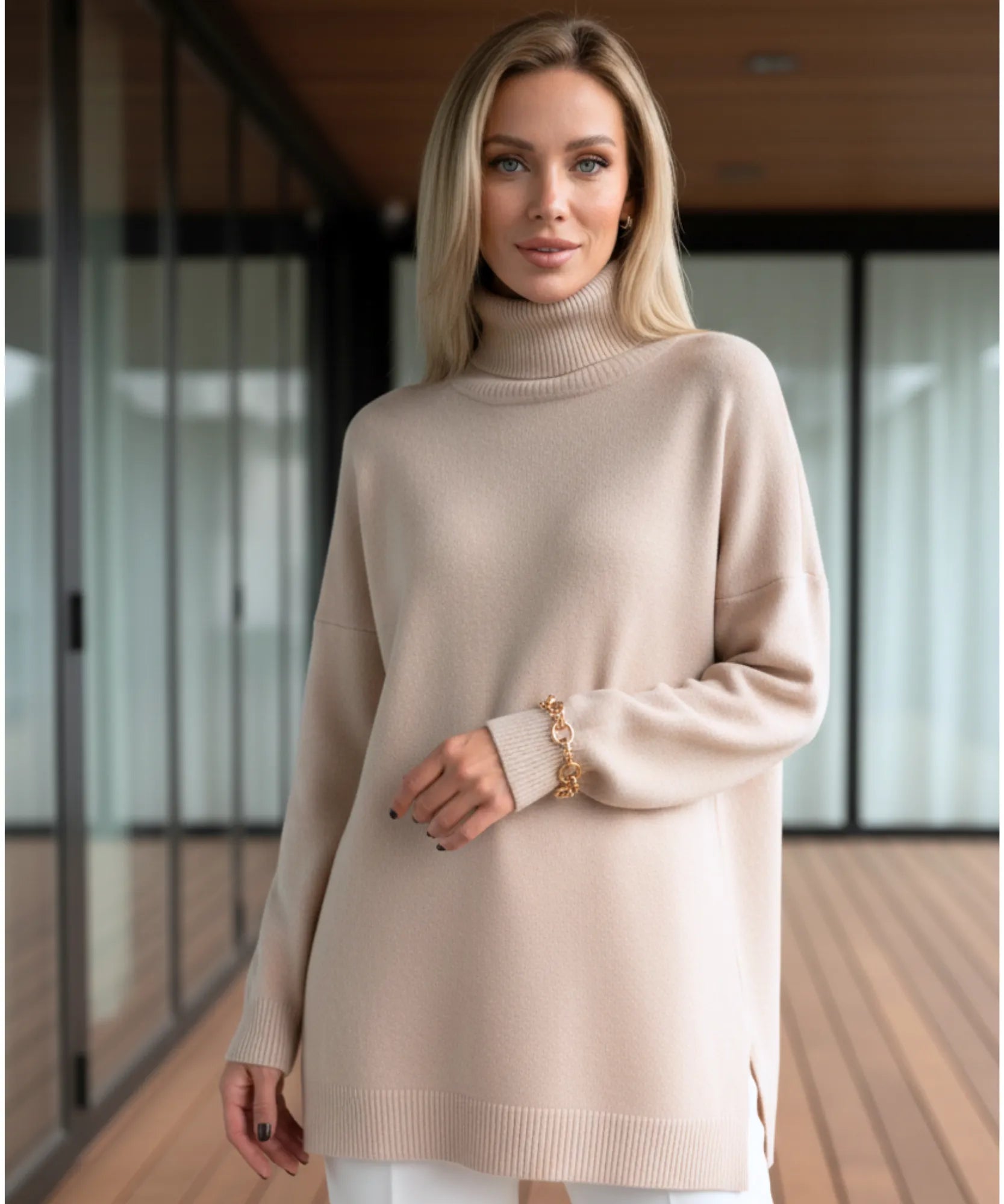 Comprar suéter feminino gola alta oversized fenda lateral manga longa tricot viscose em promoção ZARA