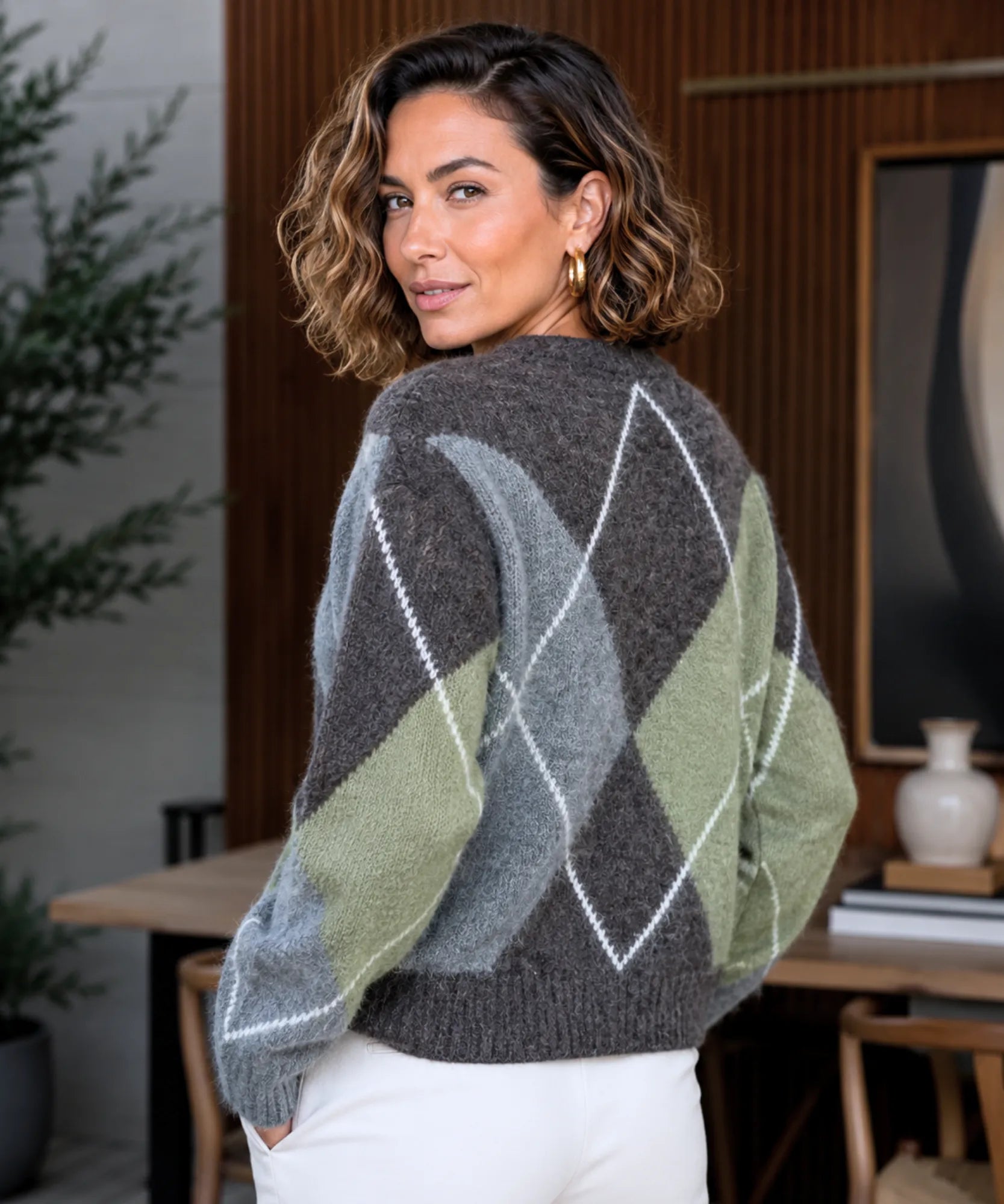 Comprar Suéter Feminino Gola V Estampa Losangos Tricot outono inverno barato e em promoção ANELLIMN