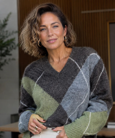 Comprar Suéter Feminino Gola V Estampa Losangos Tricot outono inverno barato e em promoção ANELLIMN