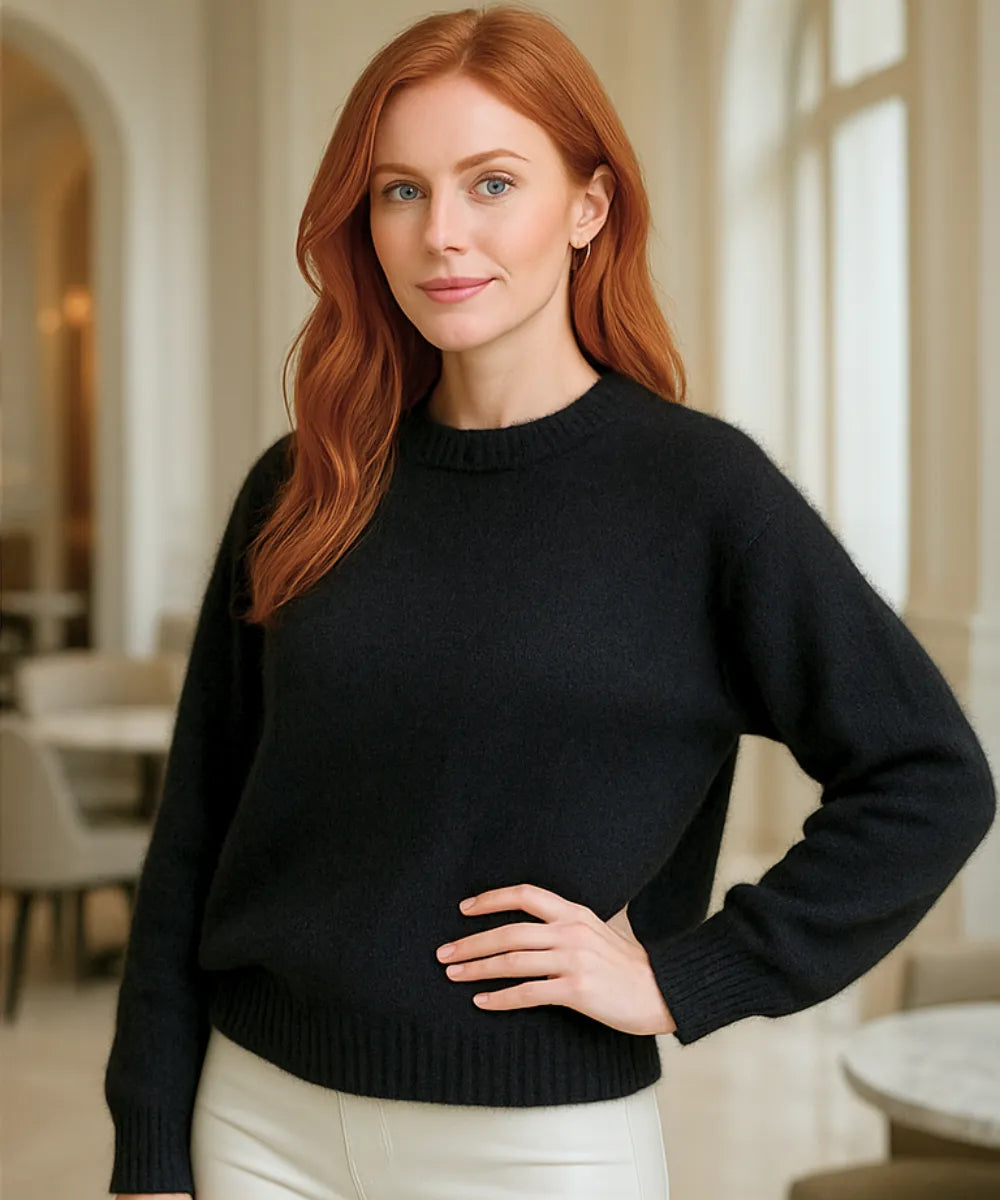Comprar suéter feminino de tricot grosso preto peluciado com gola redonda para looks elegantes de inverno em promoção ZARA
