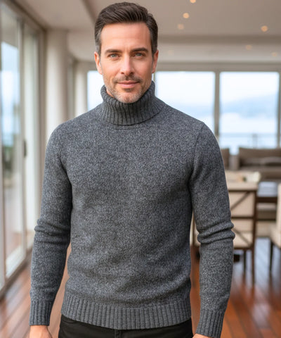 Comprar suéter masculino em tricot com gola alta para o inverno, caimento ajustado e toque encorpado com estilo sofisticado