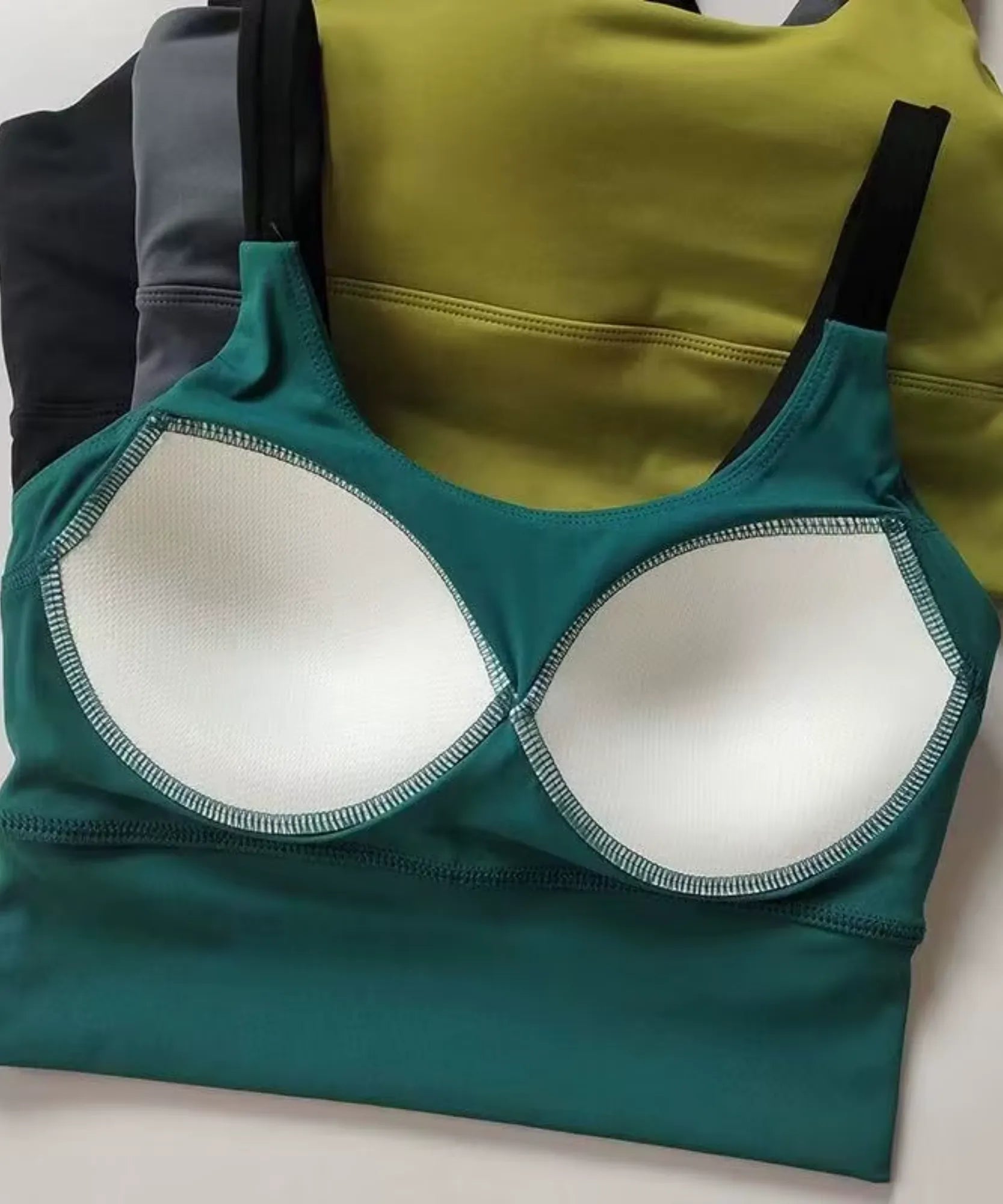 Comprar top com bojo removível detalhe da espuma interna barato Anellimn