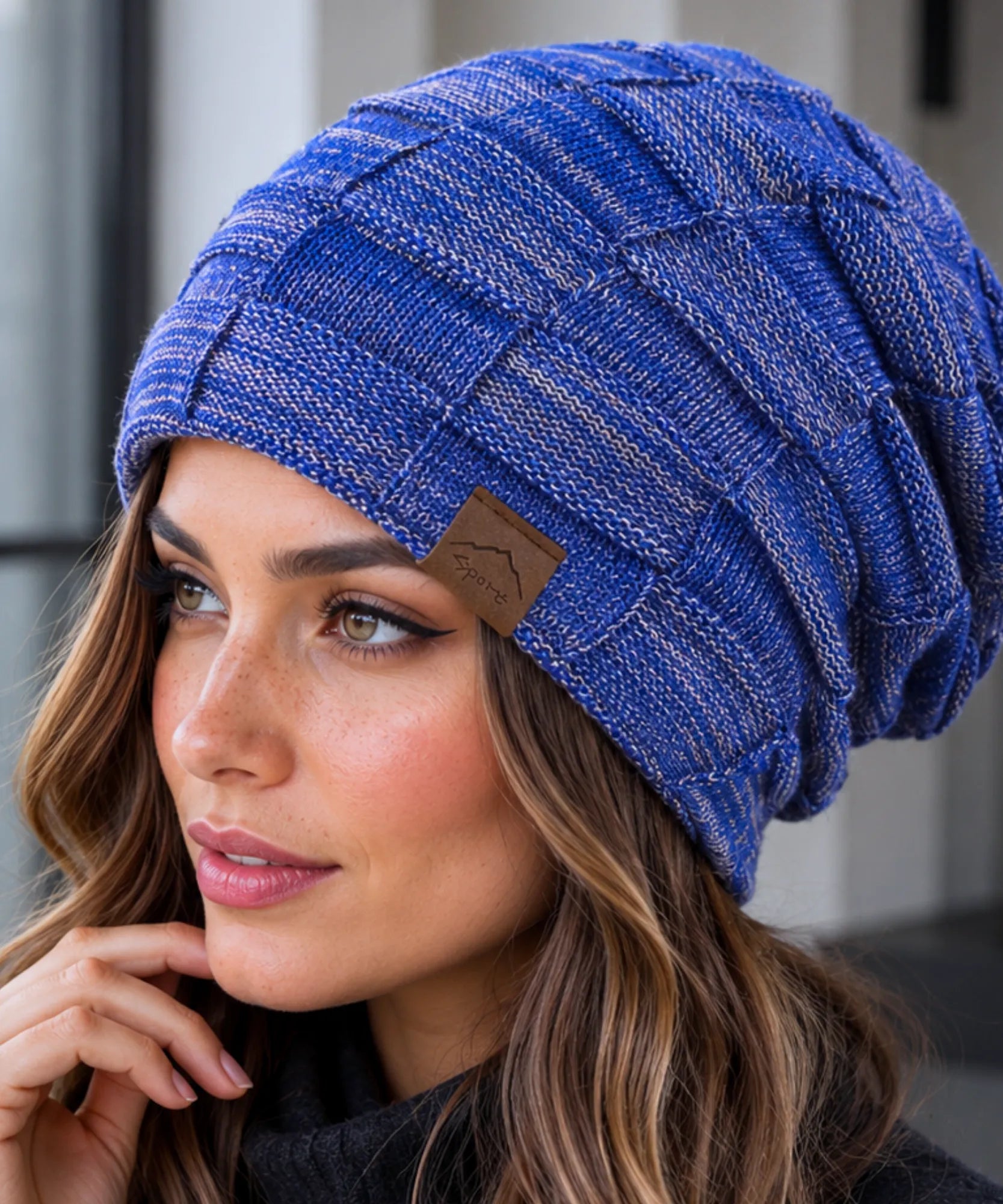 Comprar touca feminina oversized tricot xadrez forro veludo slouchy patch couro inverno macia elegante em promoção ANELLIMN