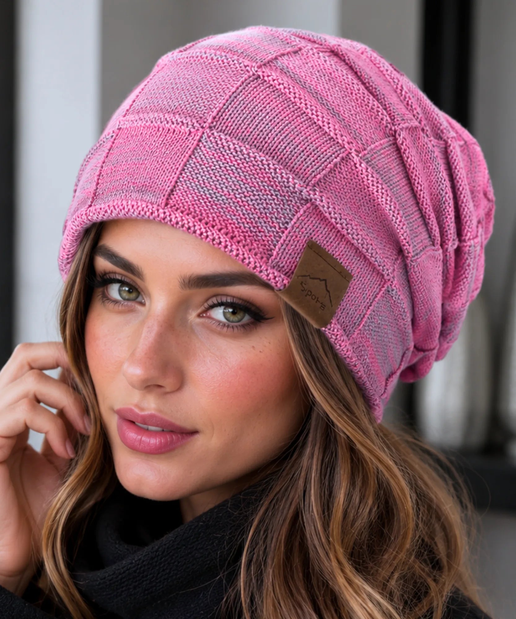 Comprar touca feminina oversized tricot xadrez forro veludo slouchy patch couro inverno macia elegante em promoção ANELLIMN