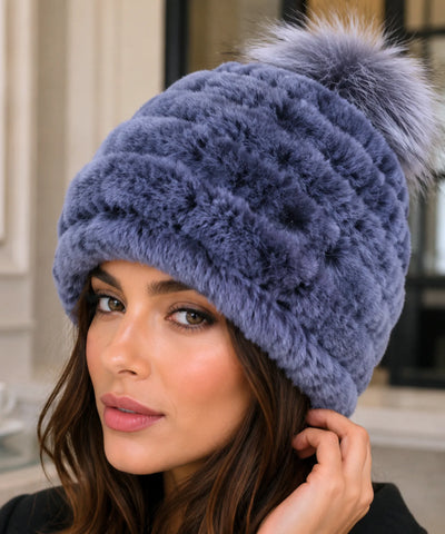 Comprar touca feminina pelúcia felpuda quente macia inverno colorida barato em promoção