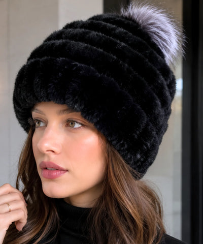 Comprar touca feminina pelúcia felpuda quente macia inverno colorida barato em promoção