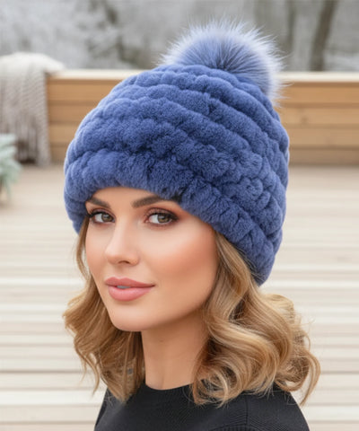 Comprar touca feminina pelúcia felpuda quente macia inverno colorida barato em promoção