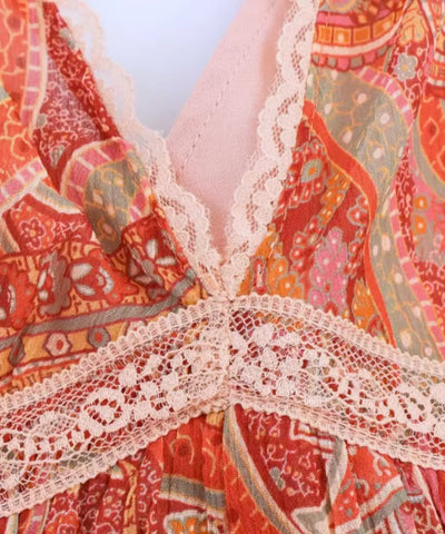 Comprar vestido boho chic com renda na cintura terracota em promoção Anellimn