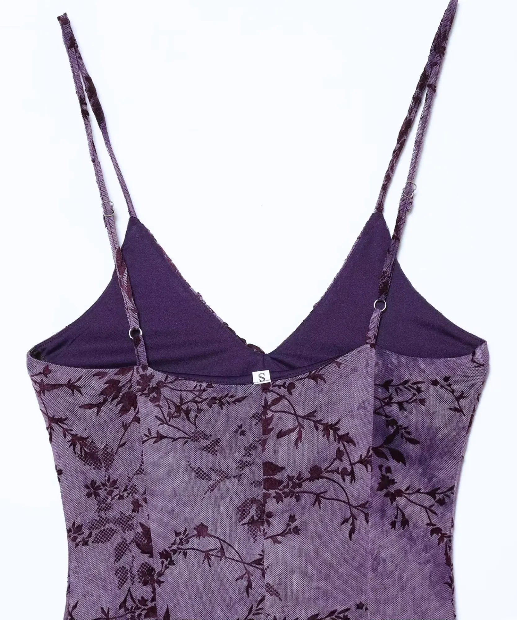 Comprar vestido de babado curto roxo detalhe das costas e forro barato Anellimn