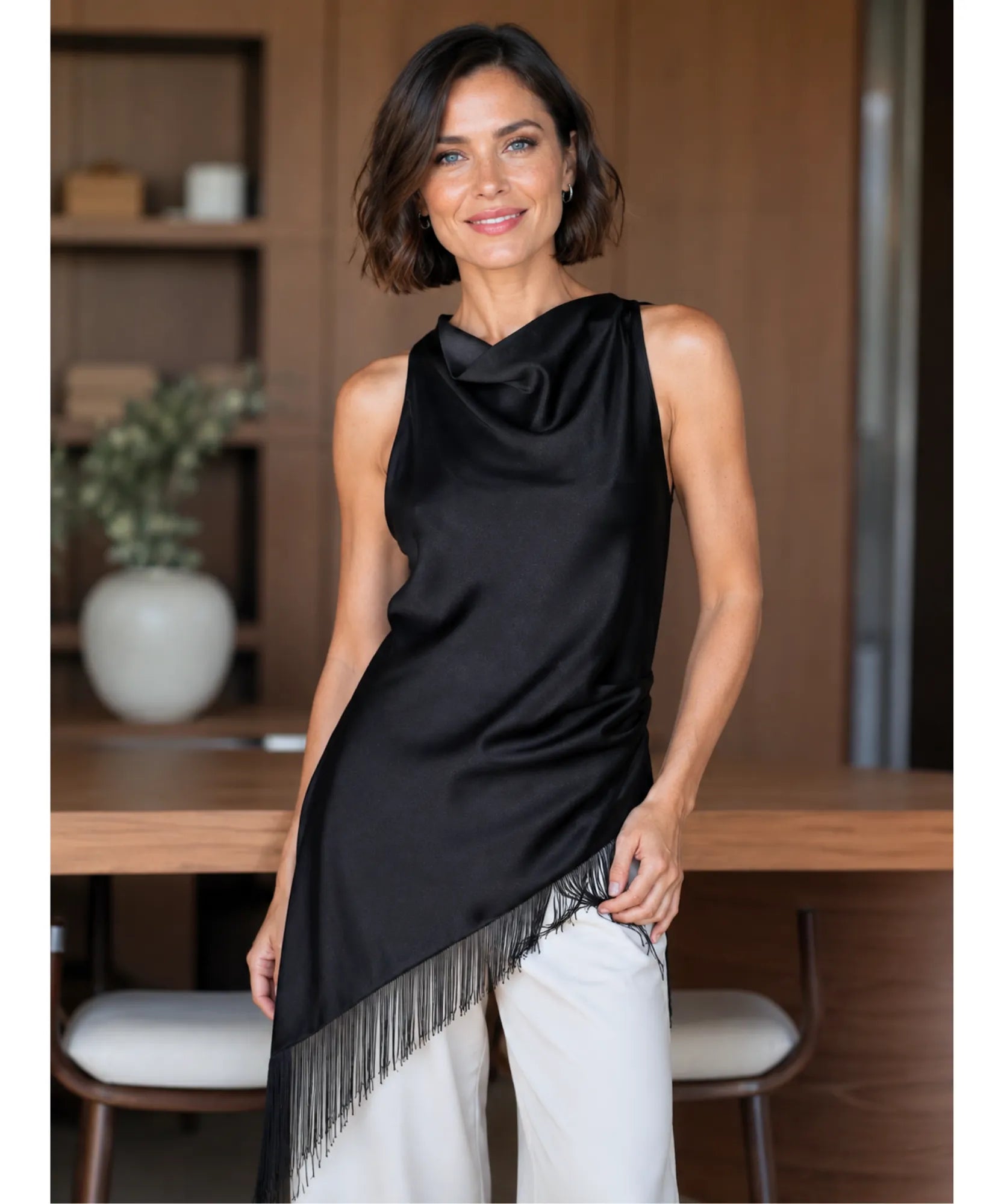 Comprar vestido de cetim preto franja assimétrica costas Anellimn