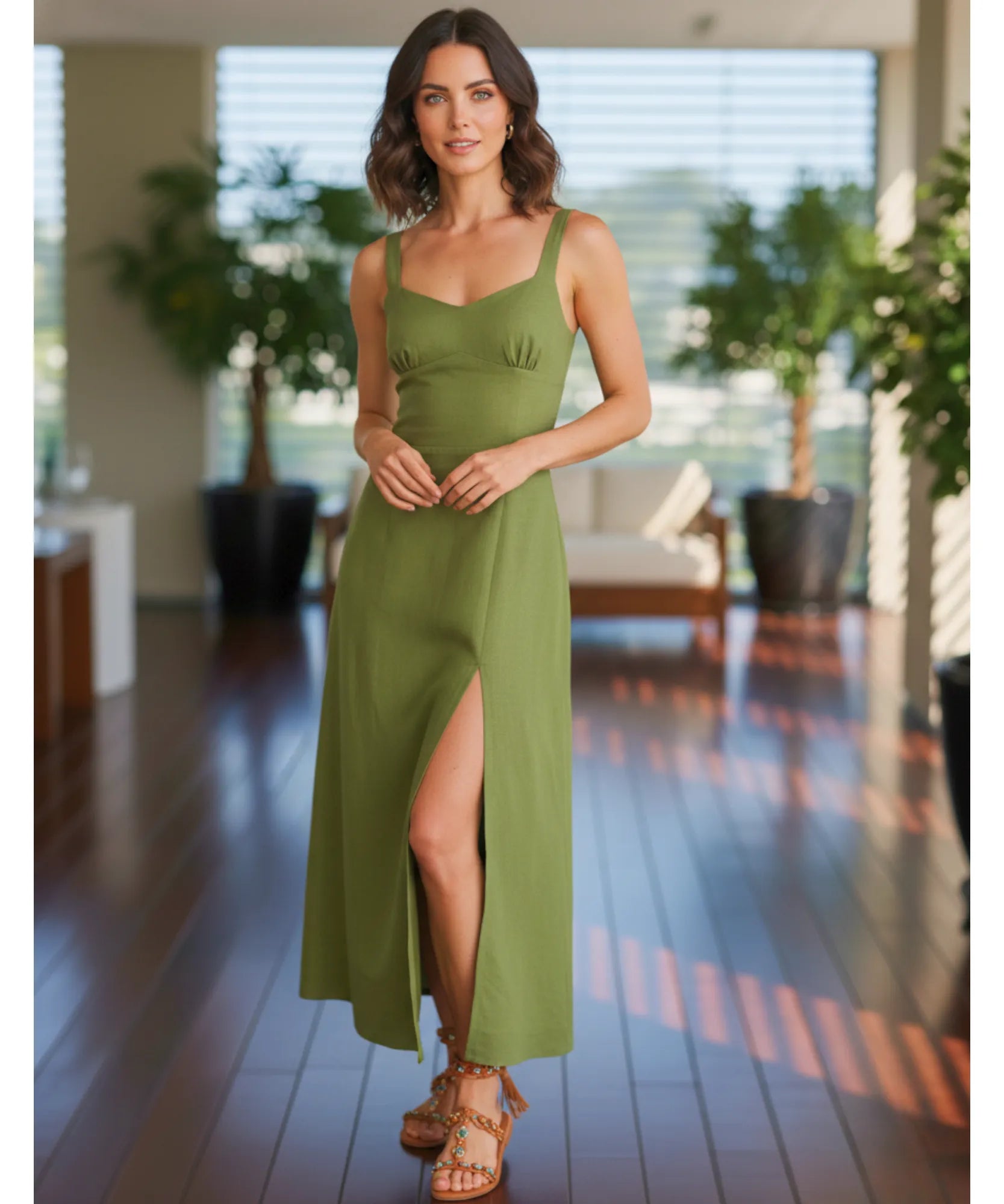 Comprar vestido feminino midi linho alças ajustáveis decote coração elegante festa social barato promoção
