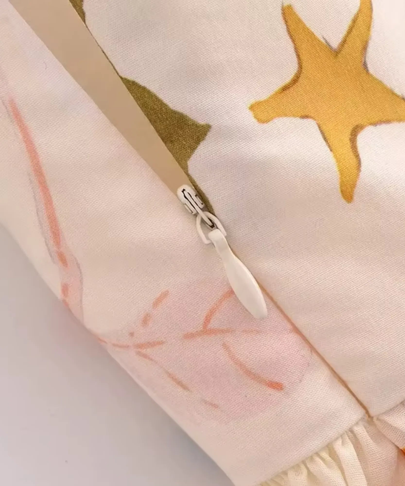 Comprar vestido florido curto feminino alças finas estampado flores modelagem soltinha verão barato promoção ZARA
