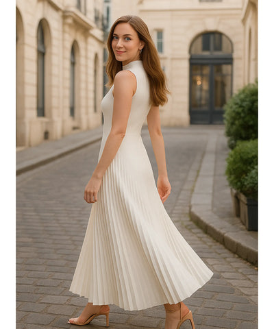 Vestido Longo Elegante Plissado com Gola Alta | Cristi