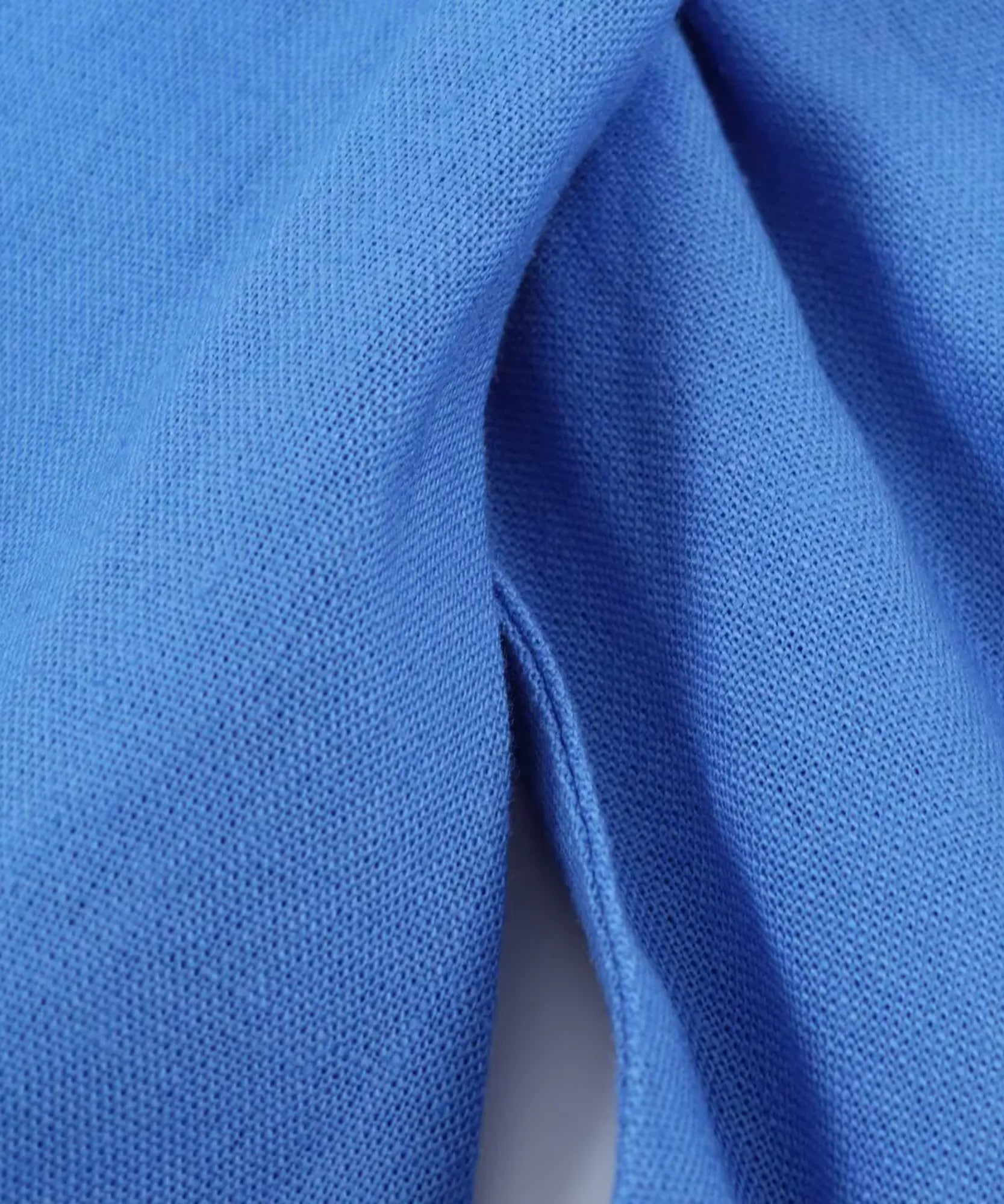 Comprar vestido longo evasê azul com tecido texturizado em promoção Anellimn