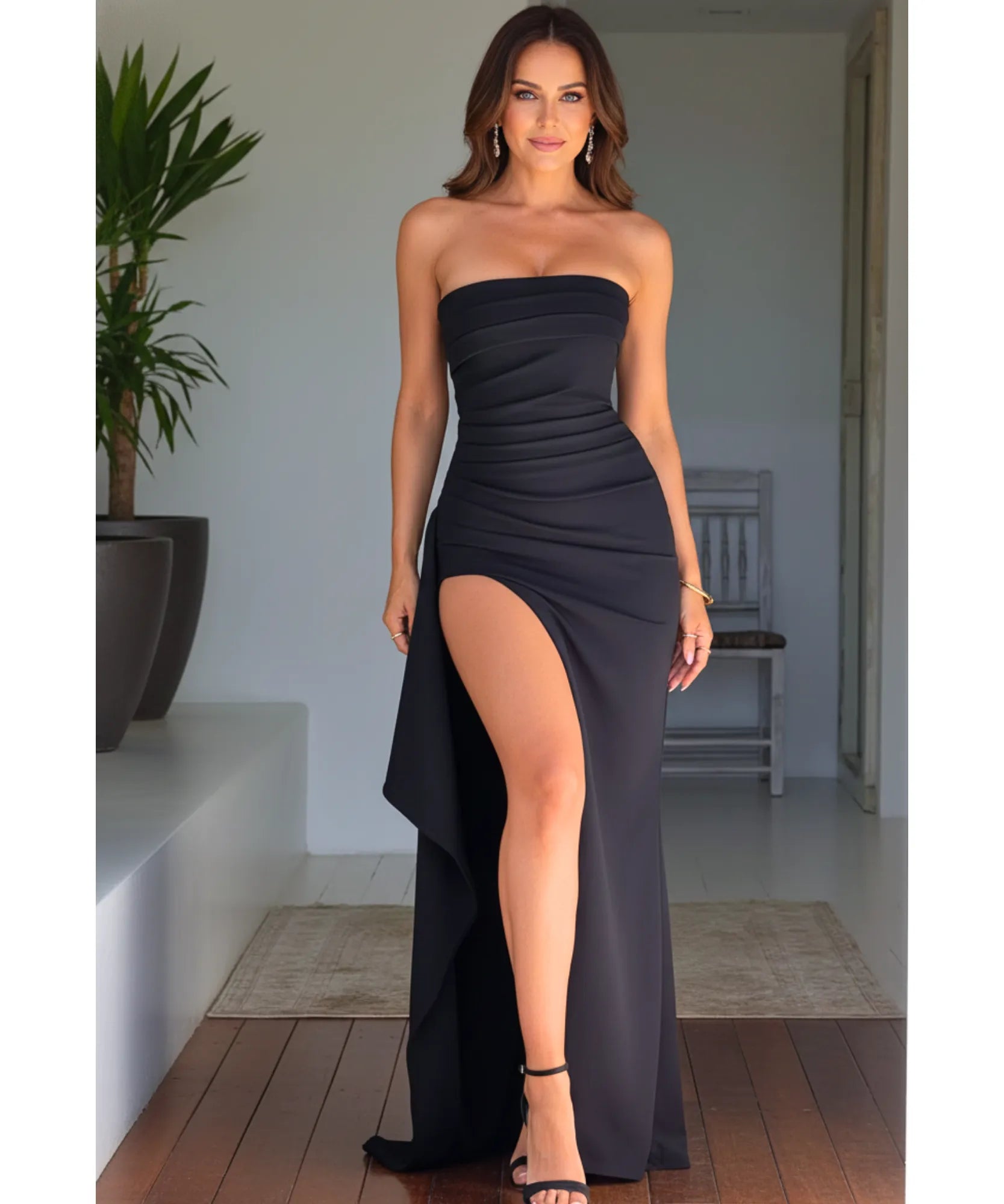 Comprar vestido longo tomara que caia preto com fenda lateral elegante para festa casamento barato em promoção ZARA