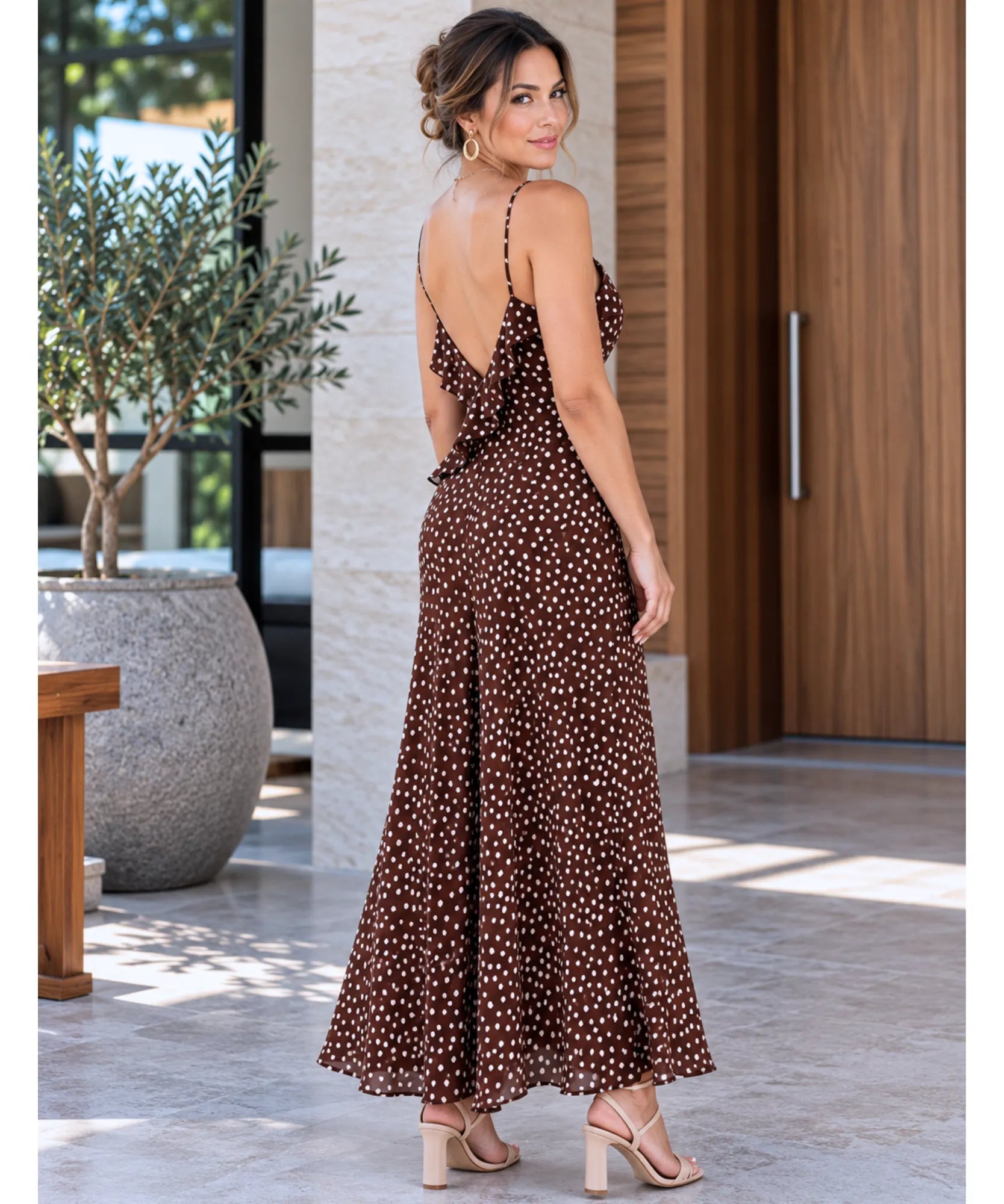 Comprar vestido poá longo costas abertas marrom em promoção Anellimn
